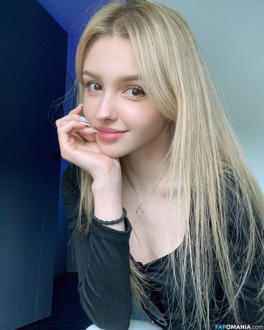 Elina Karimova / elina_4_22 Meztelen OnlyFans  Kikerült fotó #17