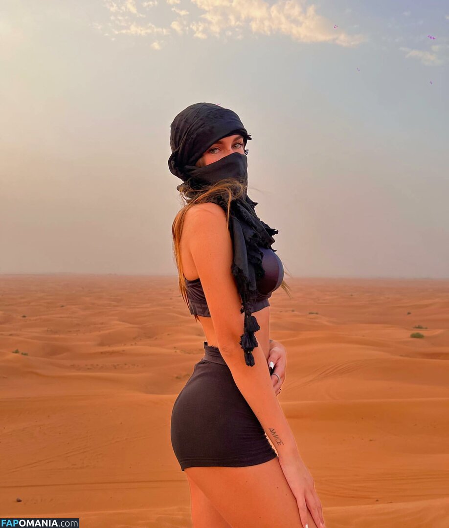 Elisa Esposito / eli.esposito / eli.espositoo / la_prof_eli Meztelen OnlyFans  Kikerült fotó #30