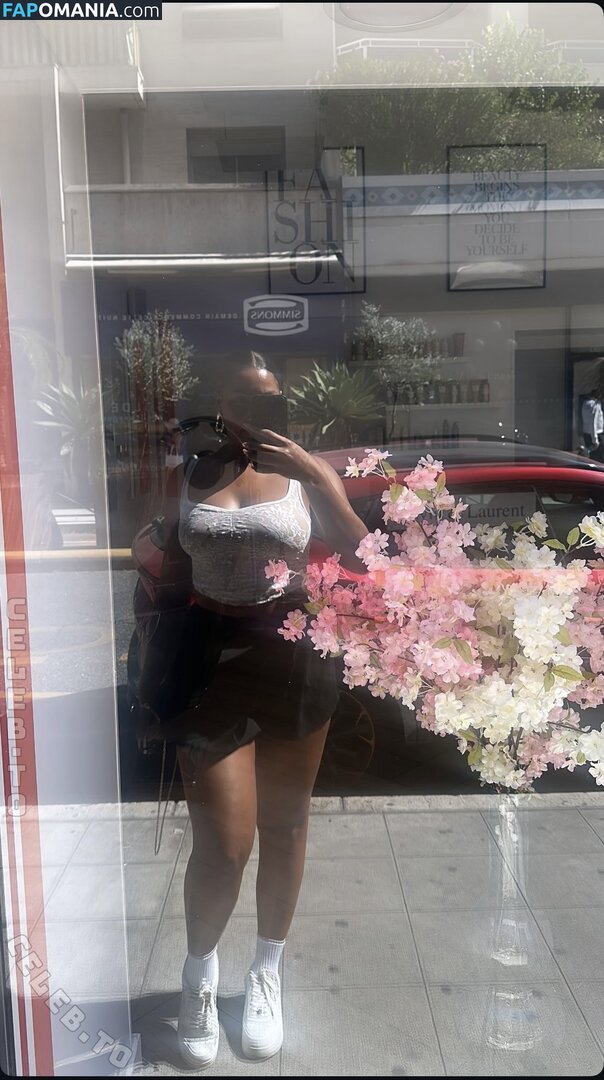 Elisa Loah Rlr / elisaloah / elisaloah.official Meztelen OnlyFans  Kikerült fotó #1