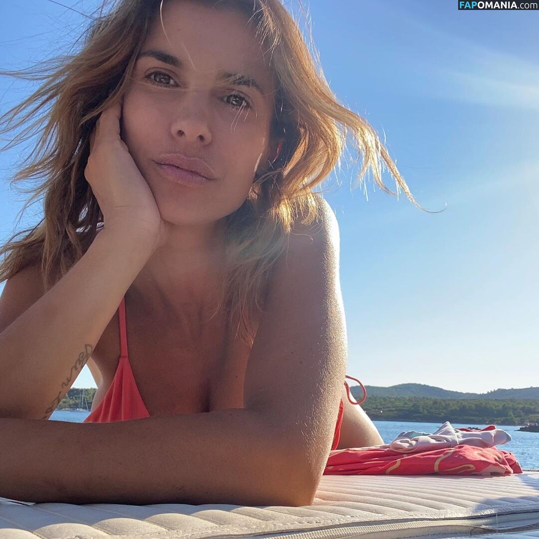 Elisabetta Canalis / JustElisabetta / littlecrumb_ Meztelen OnlyFans  Kikerült fotó #645