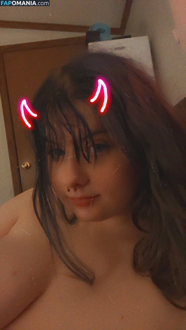Eliza Makki / cryspiitz / elizamakki / https: Meztelen OnlyFans  Kikerült fotó #13