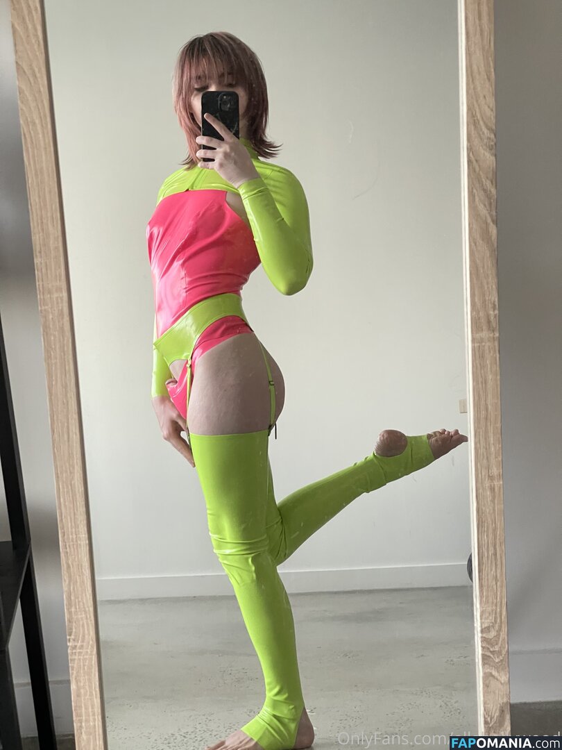 Ella Hollywood / Jean Hollywood / jeanhollywood / sodacattv / sodacatxxx Meztelen OnlyFans  Kikerült fotó #2