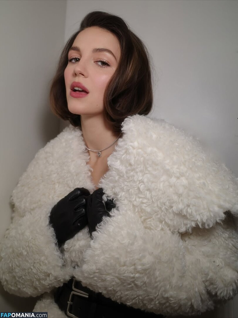 Ella Hunt / EllaHunt Meztelen OnlyFans  Kikerült fotó #92