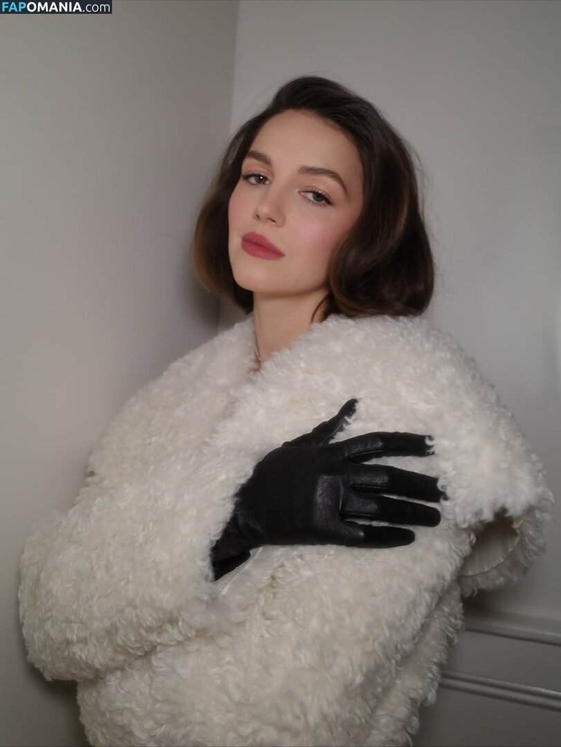 Ella Hunt / EllaHunt Meztelen OnlyFans  Kikerült fotó #94