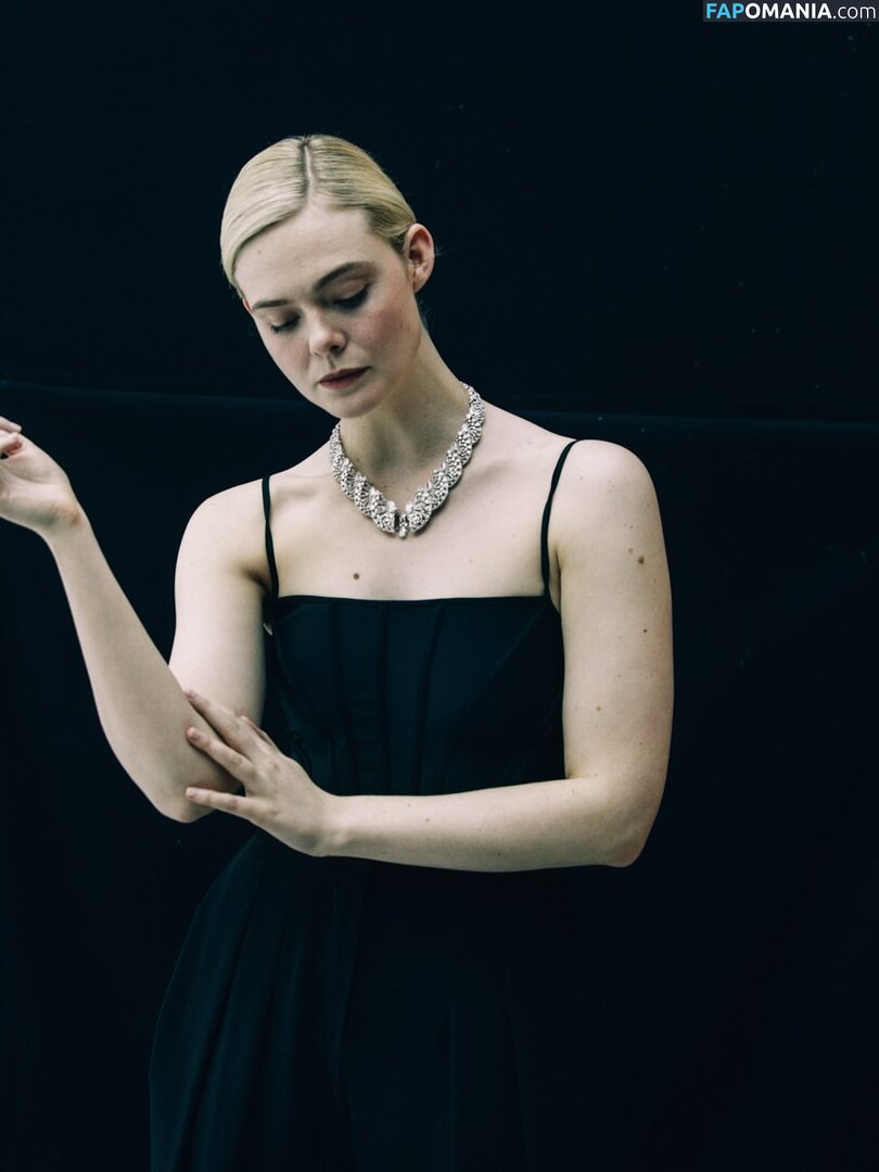 Elle Fanning / ellefanning Meztelen OnlyFans  Kikerült fotó #87