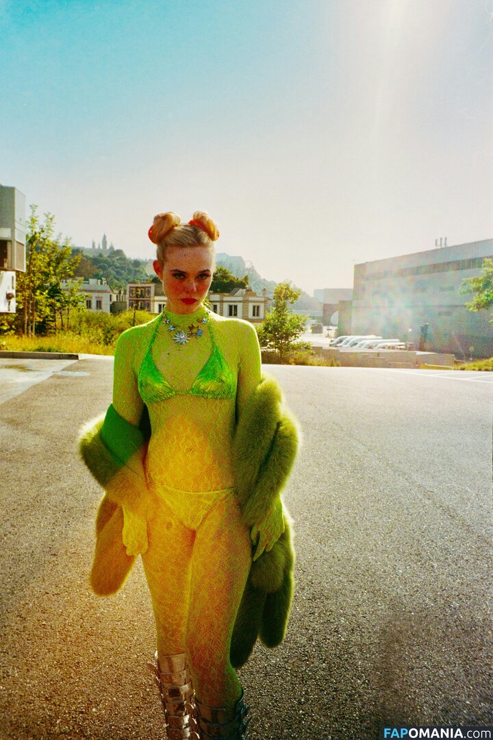 Elle Fanning / ellefanning Meztelen OnlyFans  Kikerült fotó #141