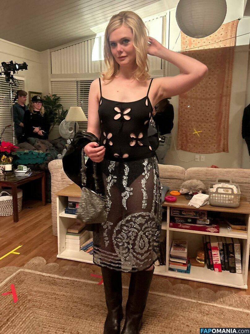 Elle Fanning / ellefanning Meztelen OnlyFans  Kikerült fotó #147