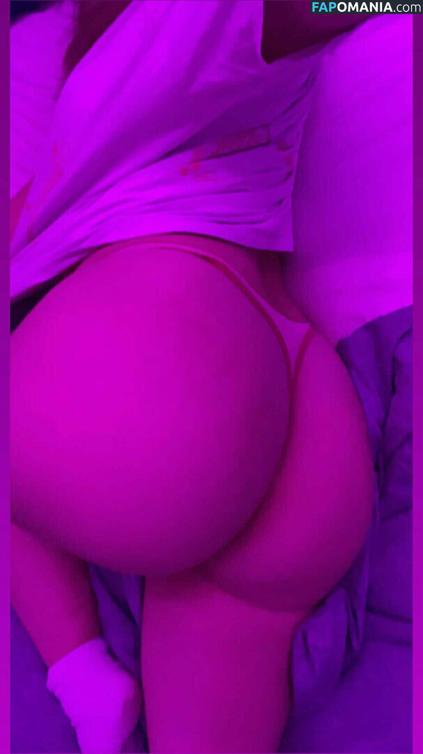 Ellie / Ellie Hammond / ellie.rhammond_ Meztelen OnlyFans  Kikerült fotó #6