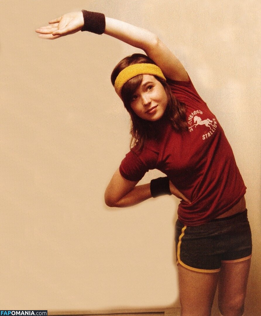 Elliot Page / elliotpage / formerly Ellen Page Meztelen OnlyFans  Kikerült fotó #16