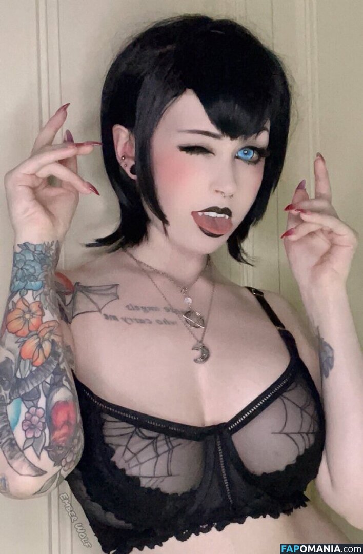 Emberwolfcosplay / emberwolf / theemberwolf Meztelen OnlyFans  Kikerült fotó #4