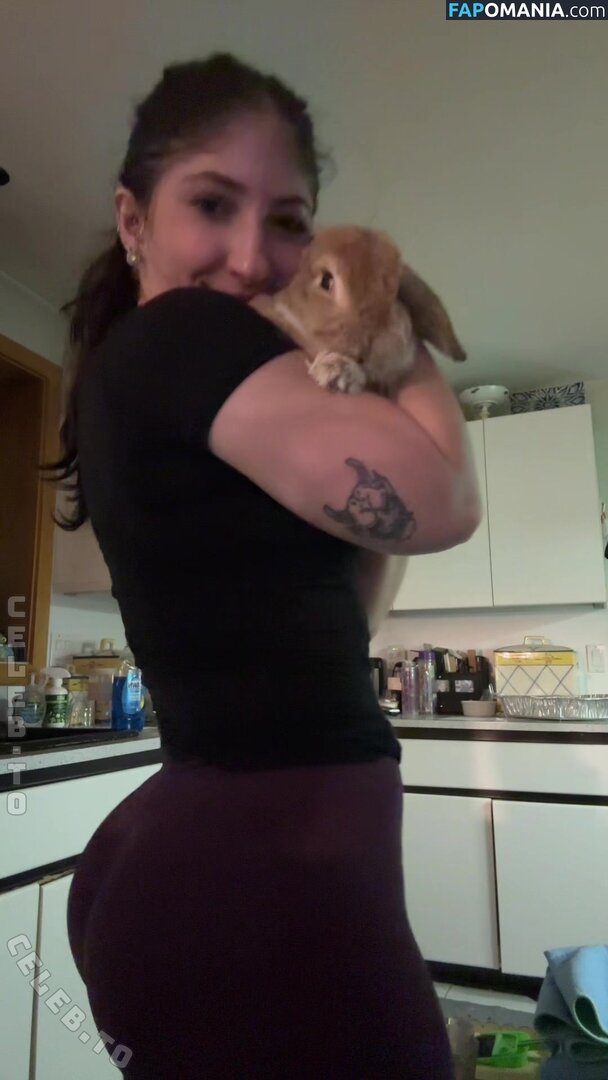 beretta____ / emeliahberetta Meztelen OnlyFans  Kikerült fotó #3
