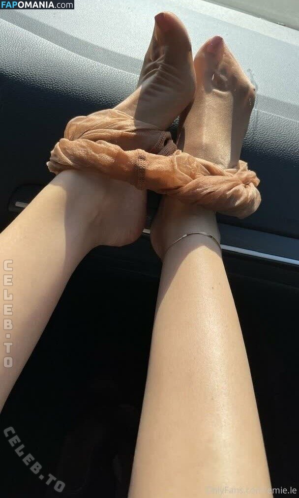 Emie.le / emie_le Meztelen OnlyFans  Kikerült fotó #2