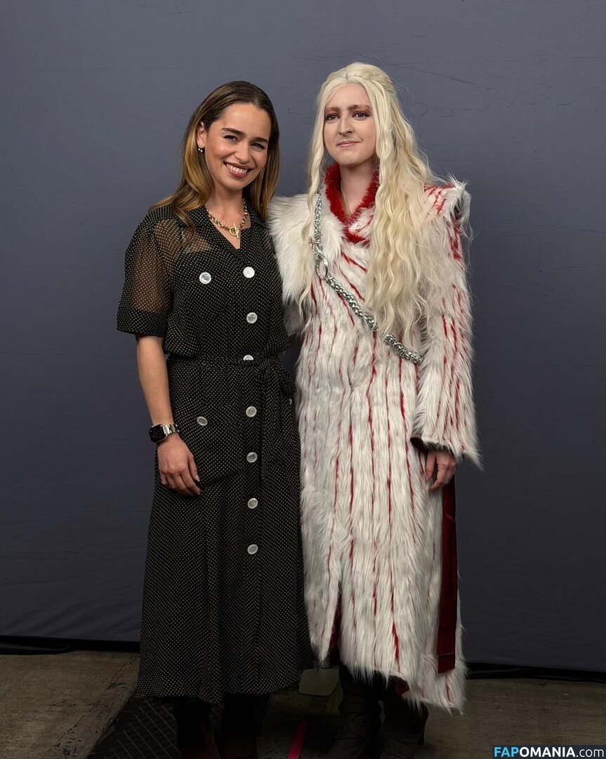 Emilia Clarke / clarkeyxo / emilia_clarke / emiliaclarke Meztelen OnlyFans  Kikerült fotó #888