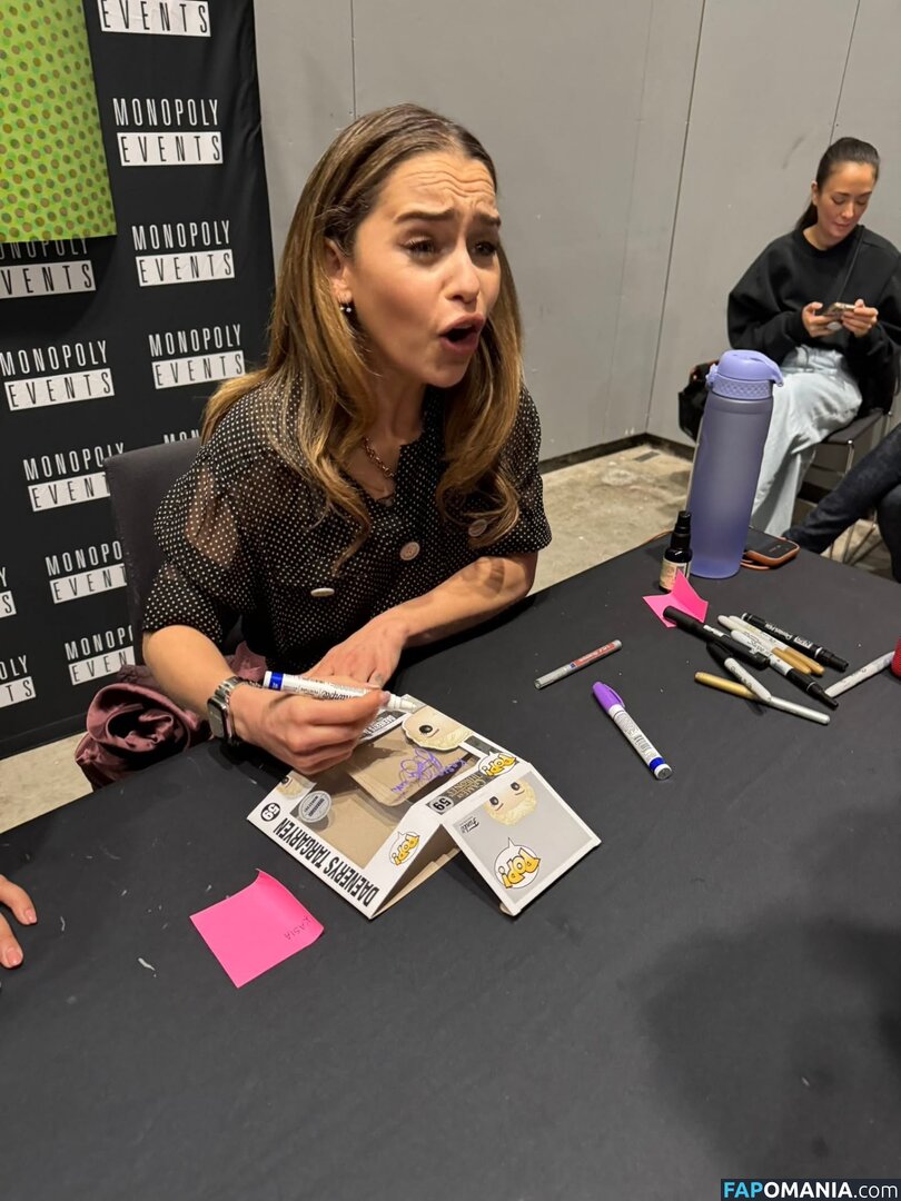 Emilia Clarke / clarkeyxo / emilia_clarke / emiliaclarke Meztelen OnlyFans  Kikerült fotó #890