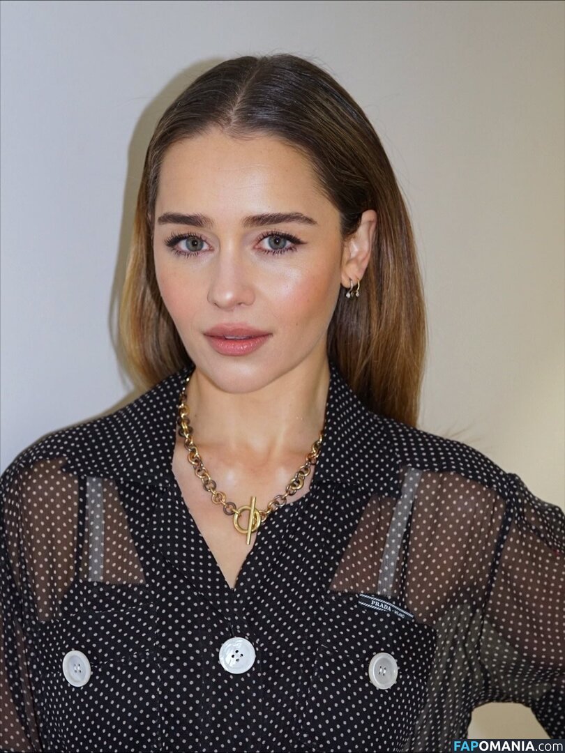 Emilia Clarke / clarkeyxo / emilia_clarke / emiliaclarke Meztelen OnlyFans  Kikerült fotó #894