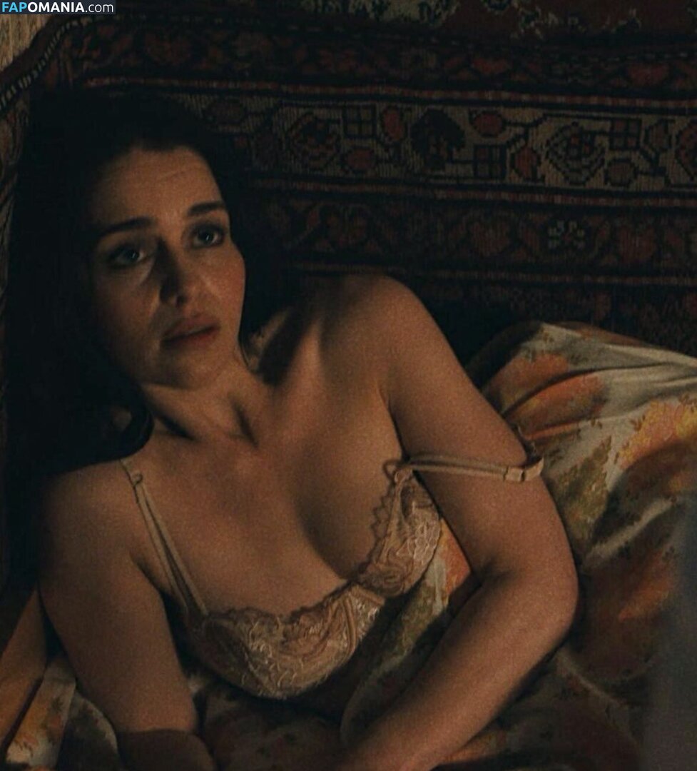 Emilia Clarke / clarkeyxo / emilia_clarke / emiliaclarke Meztelen OnlyFans  Kikerült fotó #909