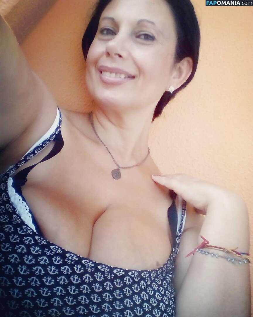 Emilia Di Giovanni / falena1971 Meztelen OnlyFans  Kikerült fotó #5