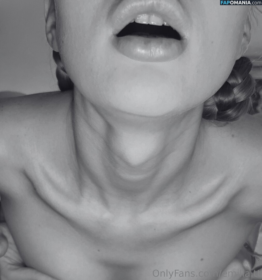 emilia.tt / emiliaa.tt Meztelen OnlyFans  Kikerült fotó #143