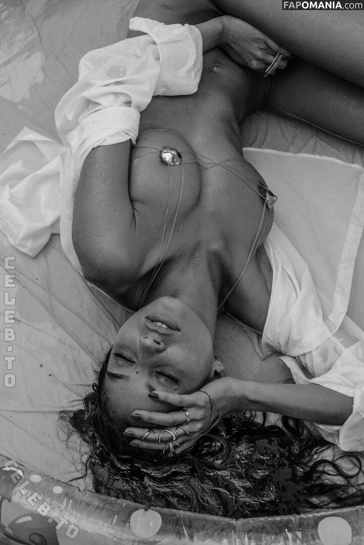 Emilie Payet / emilie_payet_artist / emiliepayet / emiliepayetmannequin Meztelen OnlyFans  Kikerült fotó #55
