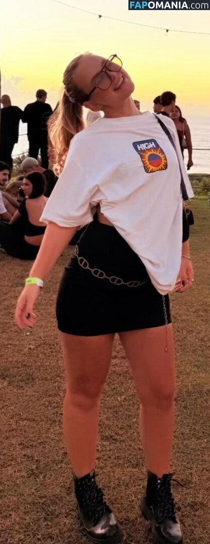 Emilly Schellmann / _emillyschellmann Meztelen OnlyFans  Kikerült fotó #41