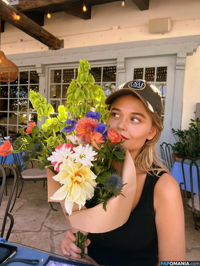 Emily Alyn Lind / emilylind Meztelen OnlyFans  Kikerült fotó #135