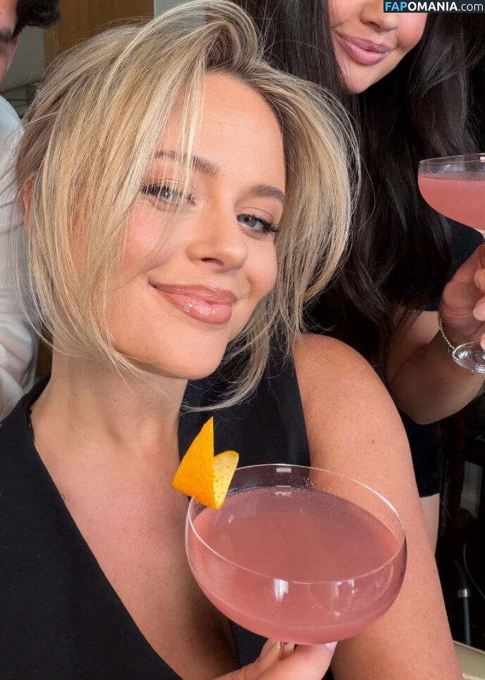 Emily Atack / emilyatack Meztelen OnlyFans  Kikerült fotó #15