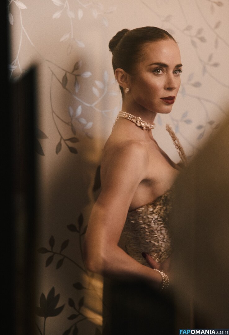 Emily Blunt / _emily_blunt_ / twogirlsoneblunt Meztelen OnlyFans  Kikerült fotó #462