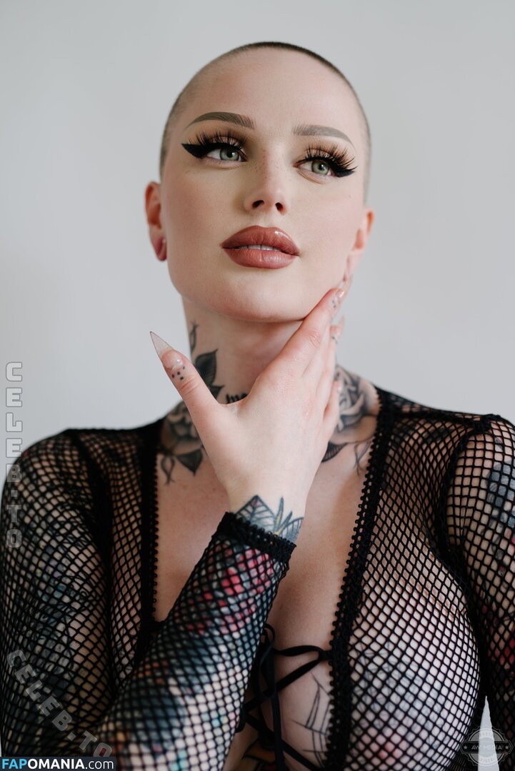 Emily Boring / embodoe / https: Meztelen OnlyFans  Kikerült fotó #2