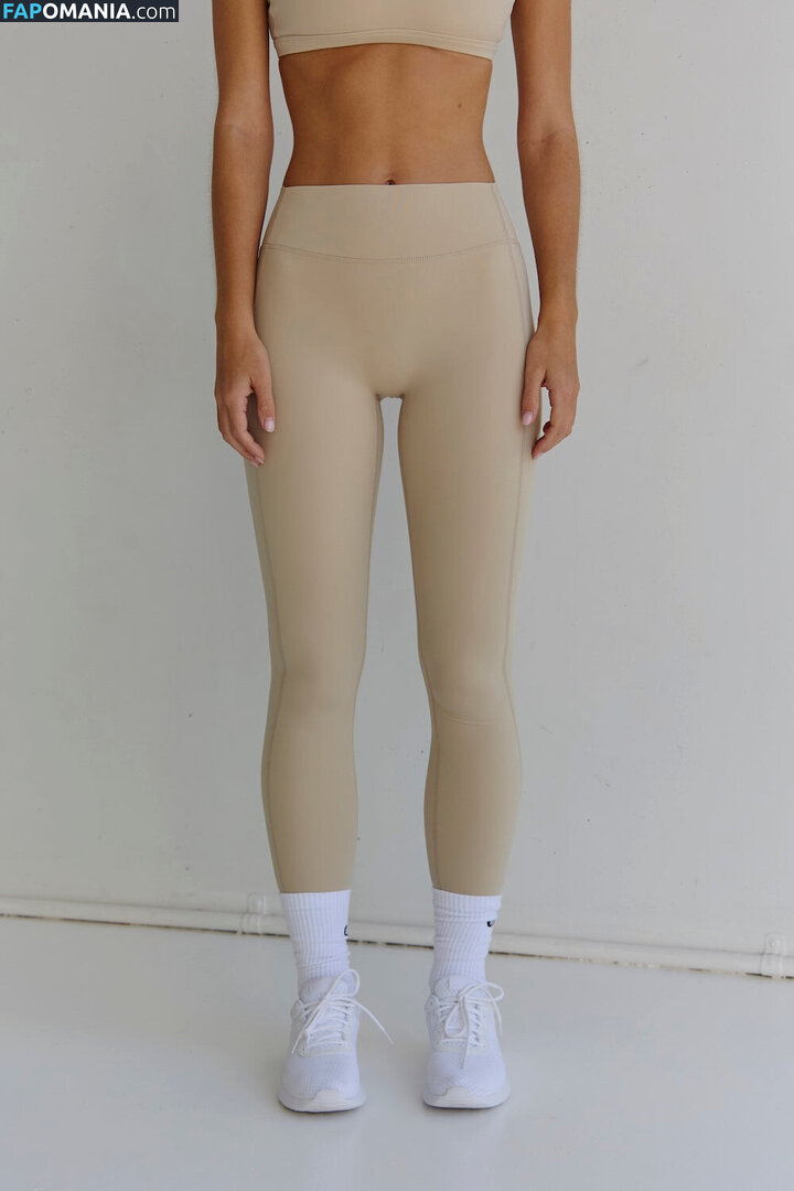 Emily Feld / emily.feld / viki.winki Meztelen OnlyFans  Kikerült fotó #3713