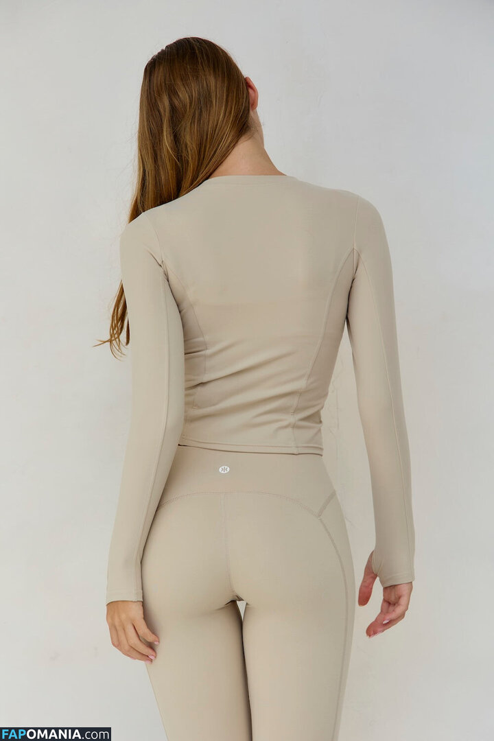 Emily Feld / emily.feld / viki.winki Meztelen OnlyFans  Kikerült fotó #3728