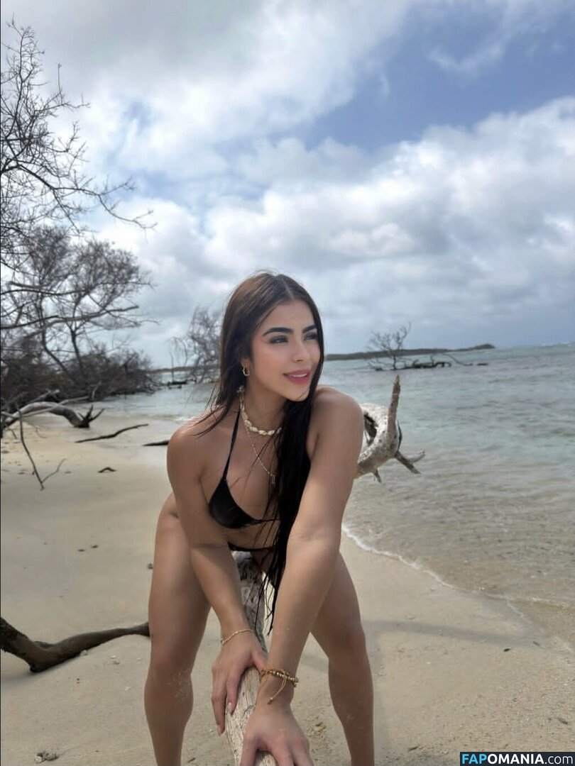 Emily Gori / emilygori / gori_emily Meztelen OnlyFans  Kikerült fotó #7