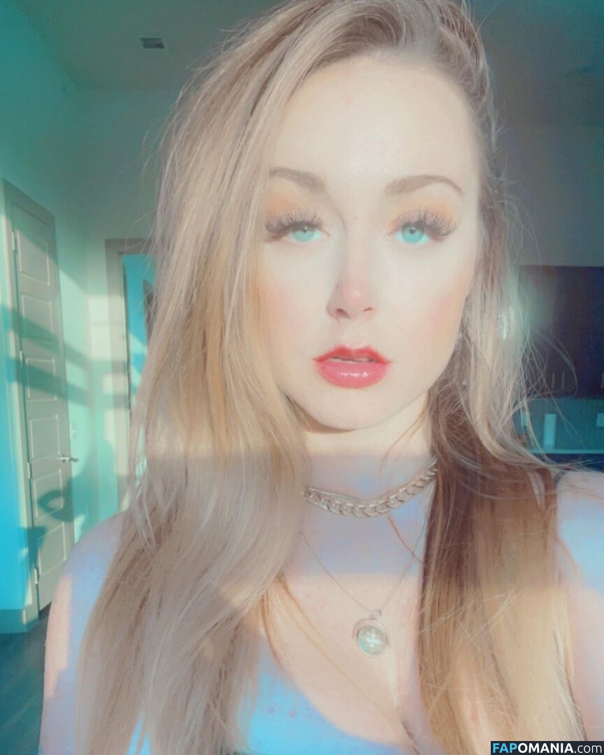 Emily James Meztelen OnlyFans  Kikerült fotó #1