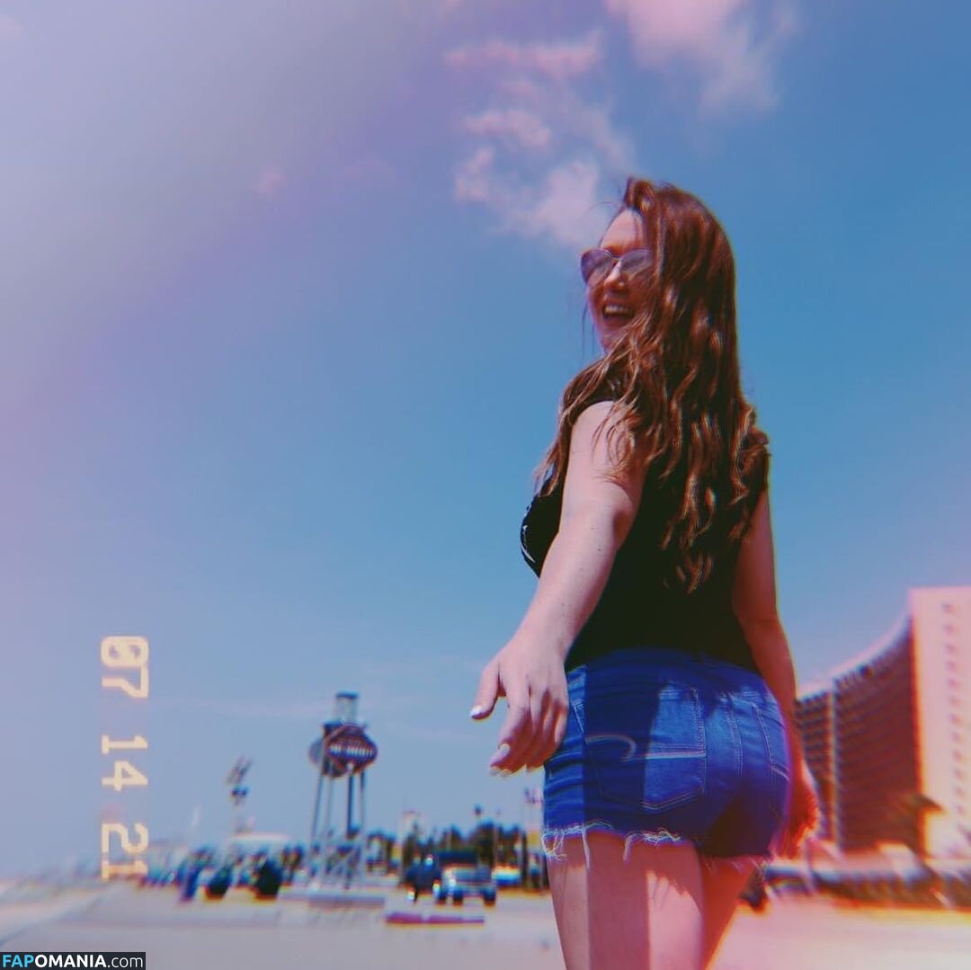 Emily James Meztelen OnlyFans  Kikerült fotó #6