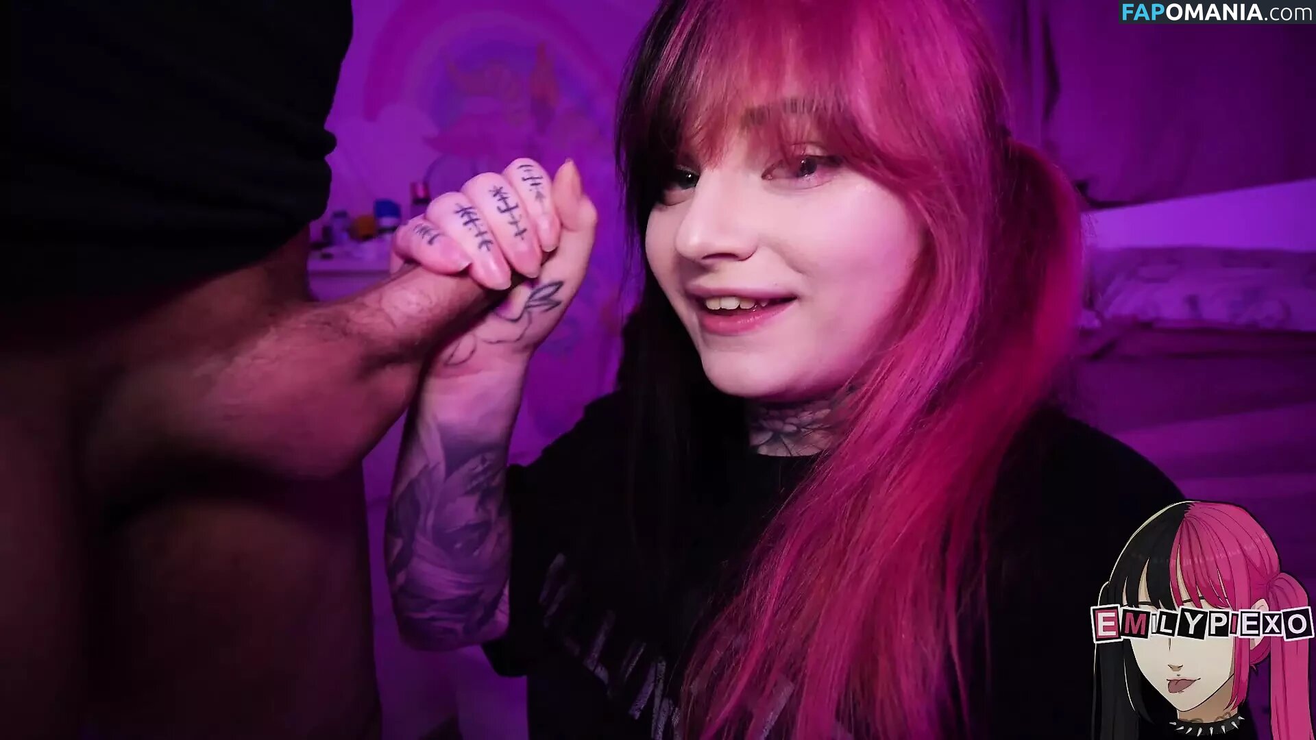 Emily Pie Meztelen OnlyFans  Kikerült fotó #3