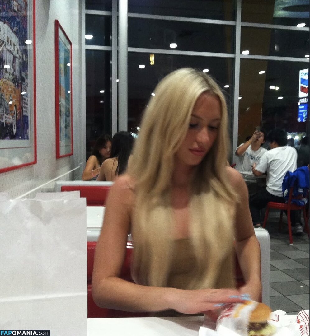 Emily Roman / emilyroman Meztelen OnlyFans  Kikerült fotó #17