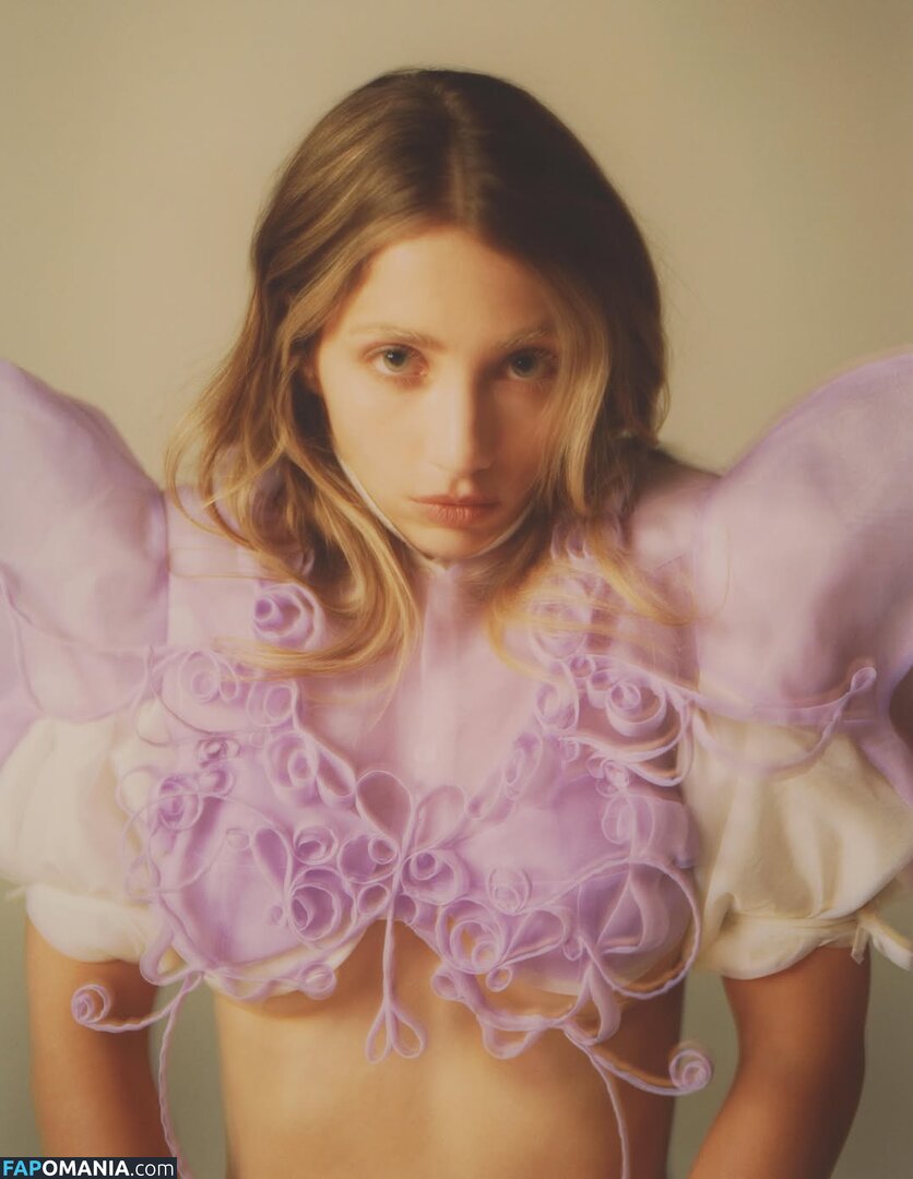 Emily Rudd / emilysteaparty Meztelen OnlyFans  Kikerült fotó #274