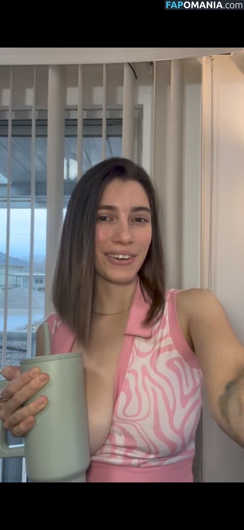 Emily Winterfell / emilysylraa / emilywinterfell / emilyxvirel / emilyxvirel... Meztelen OnlyFans  Kikerült fotó #1