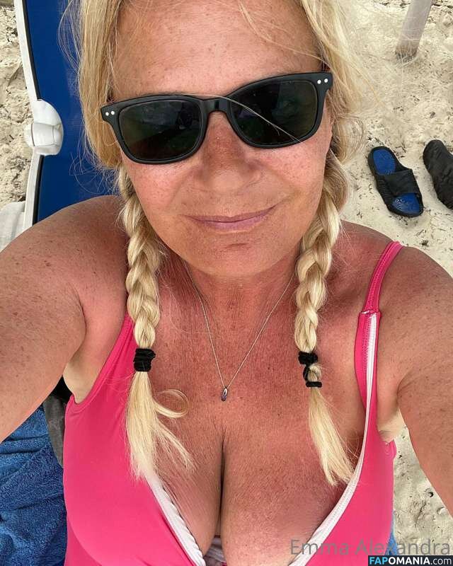 Emma Alexandra / emmaalexandrapage / uniquilyyours Meztelen OnlyFans  Kikerült fotó #14