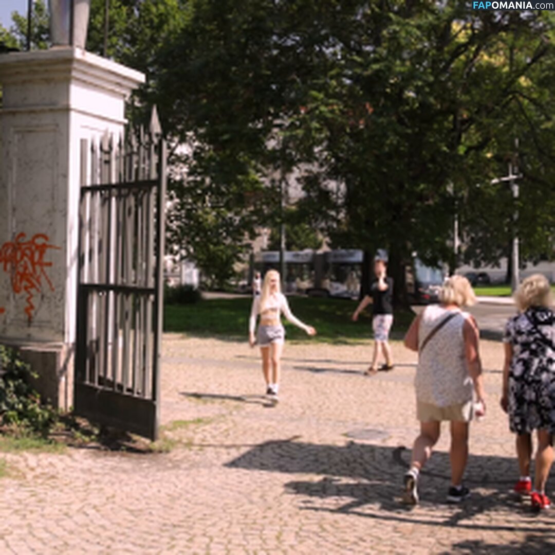 Emma White / Isabel Dolcè / YourEmmaWhite / emmadiary / shamelessrabbit Meztelen OnlyFans  Kikerült fotó #180