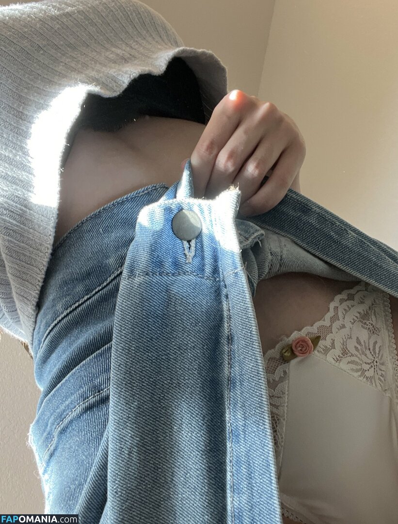 Emmia / eMillieNSFW / emmaskies Meztelen OnlyFans  Kikerült fotó #25