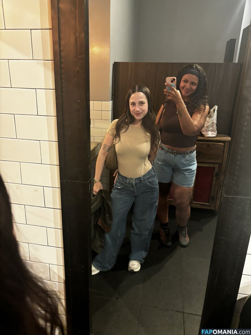 emocranberries / emocranberry Meztelen OnlyFans  Kikerült fotó #10