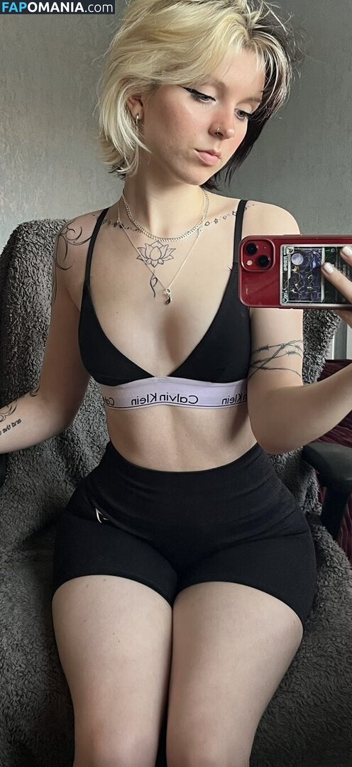 Emzeeni / cw / https: Meztelen OnlyFans  Kikerült fotó #1