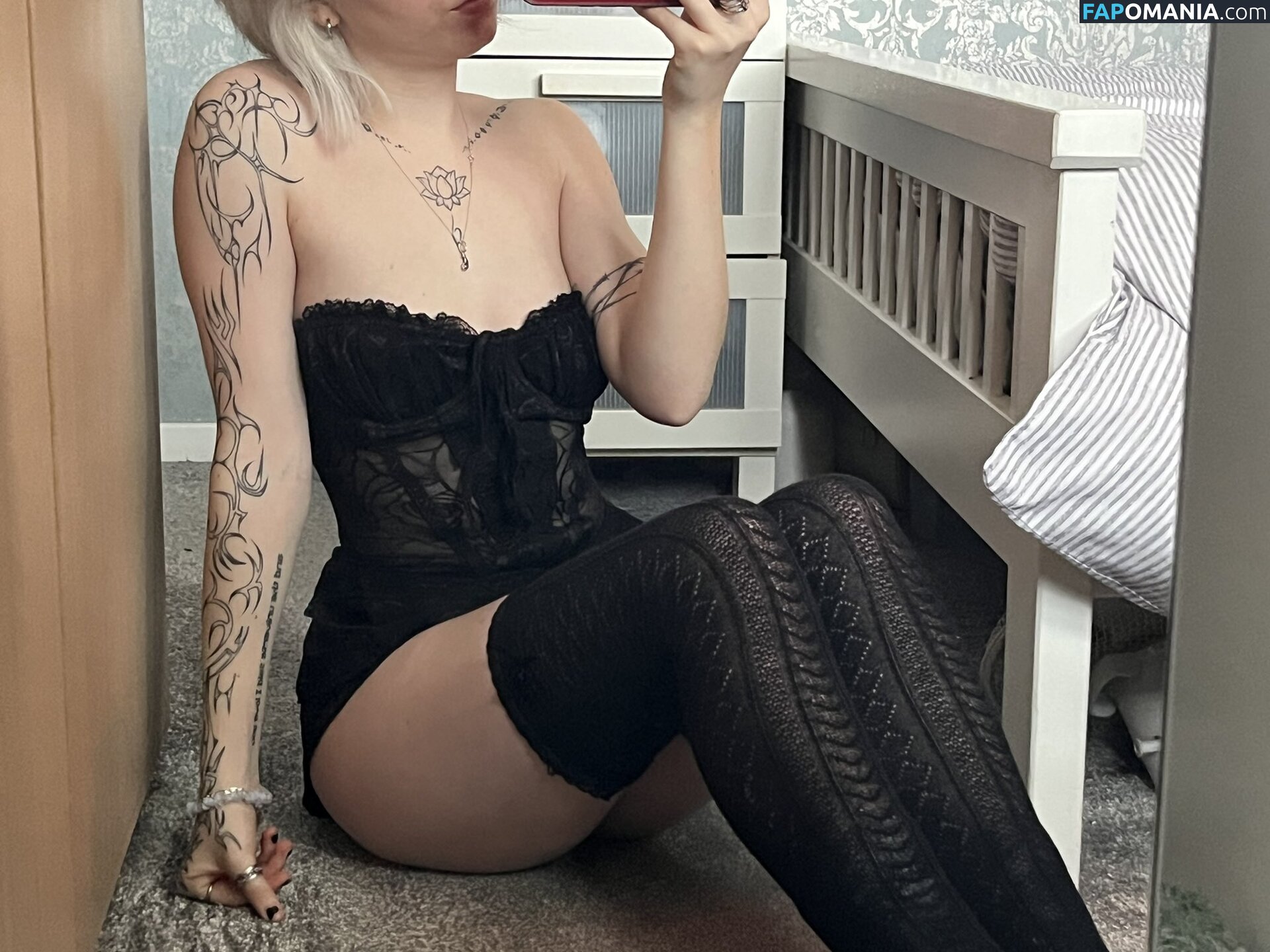 Emzeeni / cw / https: Meztelen OnlyFans  Kikerült fotó #5