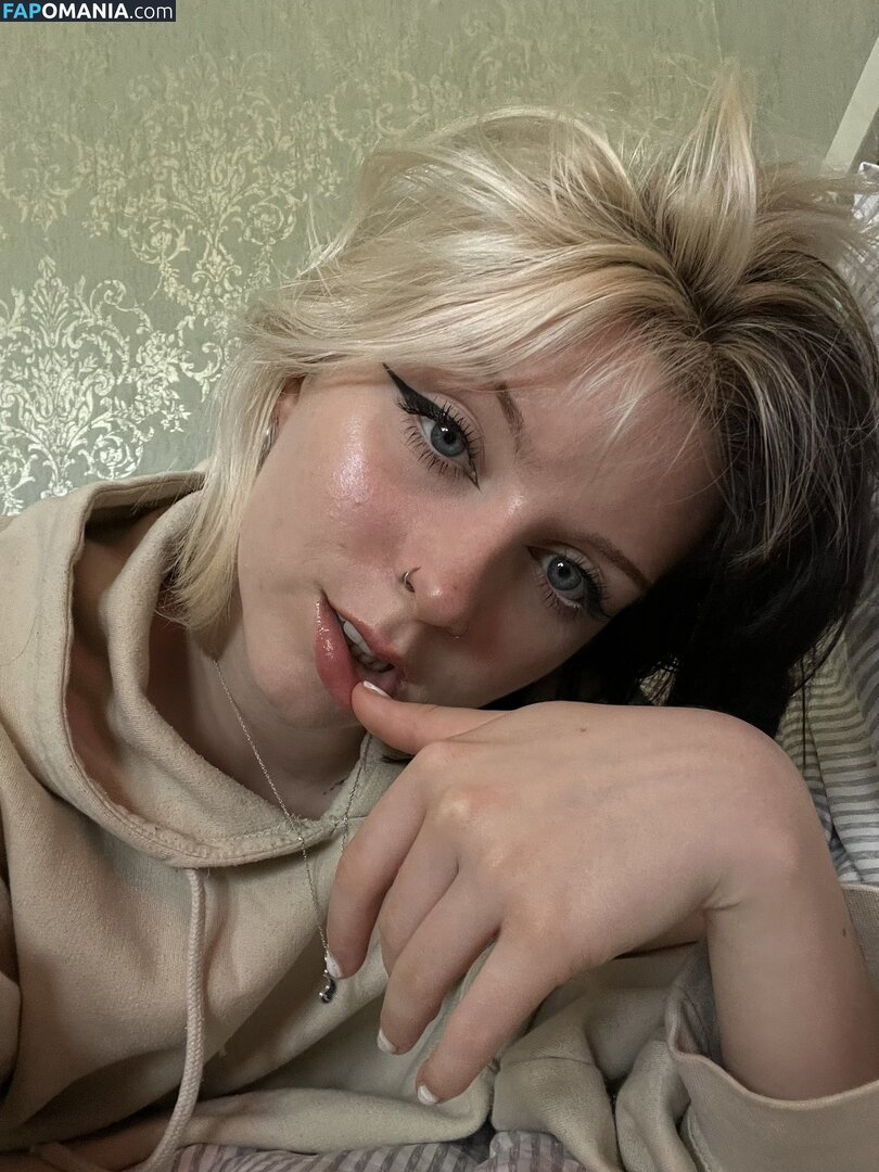 Emzeeni / cw / https: Meztelen OnlyFans  Kikerült fotó #14
