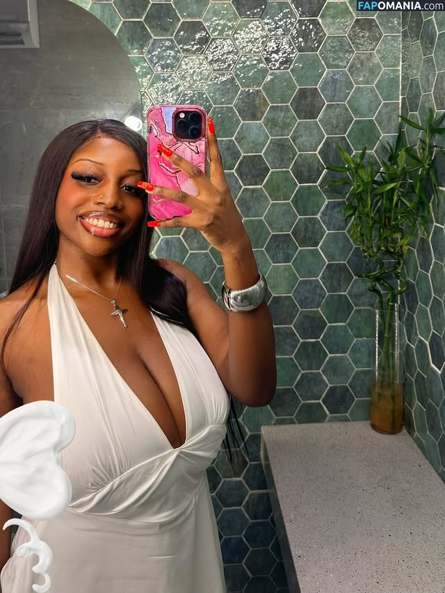 Erimegar Meztelen OnlyFans  Kikerült fotó #1