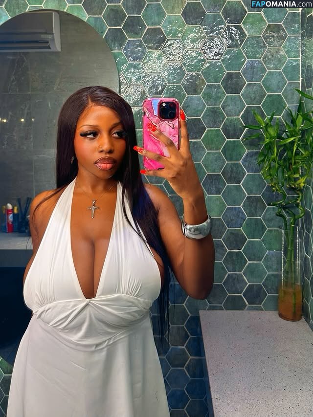 Erimegar Meztelen OnlyFans  Kikerült fotó #3