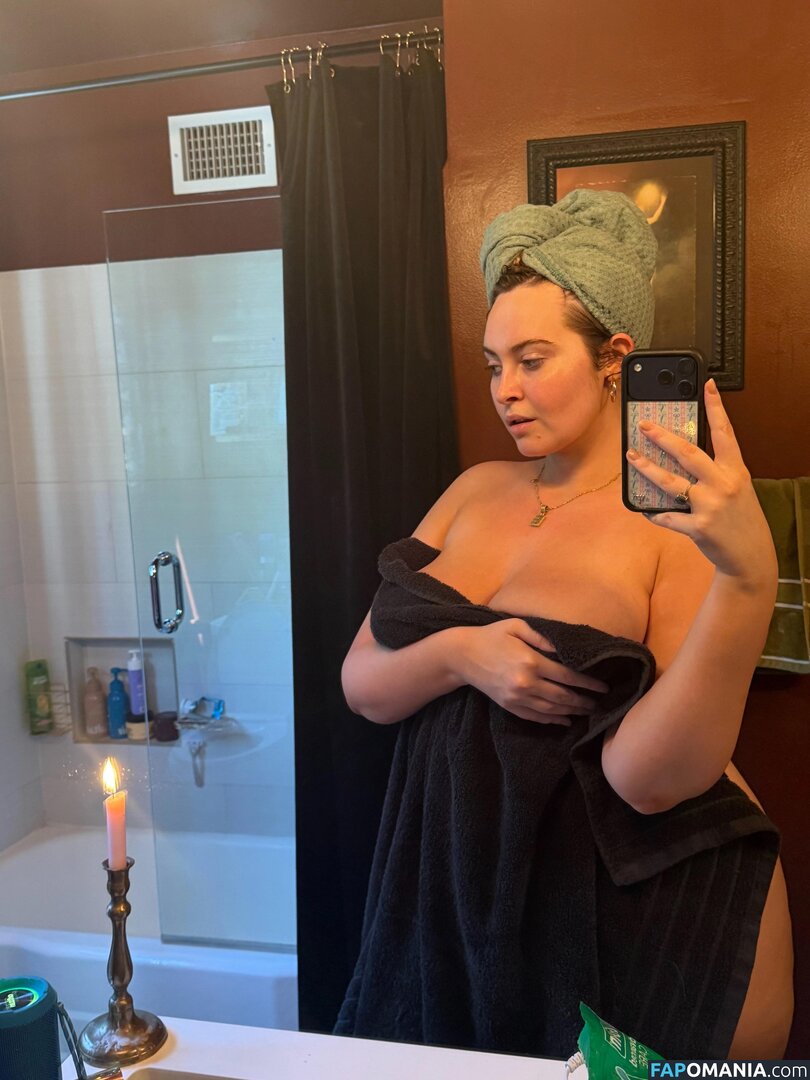 Erinmhk / erinmarleyklay / noterinmhk Meztelen OnlyFans  Kikerült fotó #111