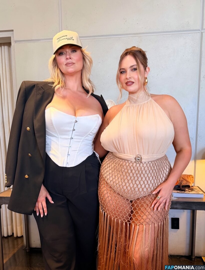 Erinmhk / erinmarleyklay / noterinmhk Meztelen OnlyFans  Kikerült fotó #130