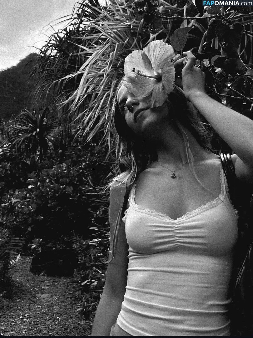 _estela_tessaro / estela / estelagomez / thirdeyewitchh Meztelen OnlyFans  Kikerült fotó #41