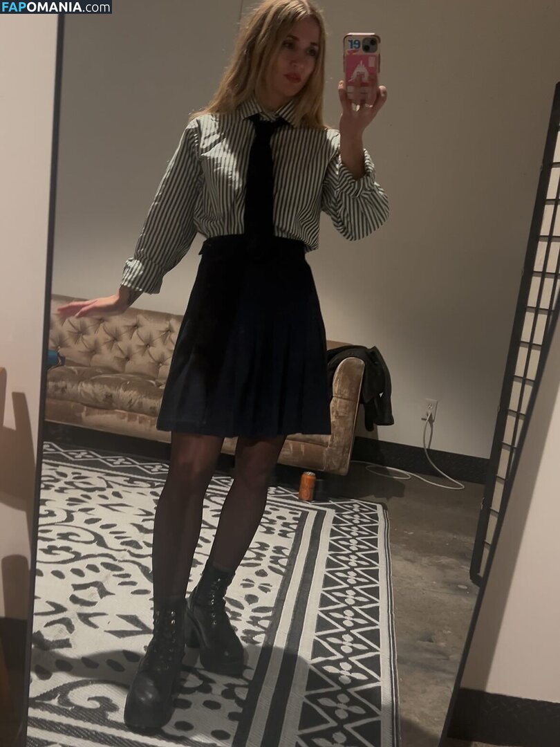 Esther Rose / estherrose001 / https: / therealestherrose Meztelen OnlyFans  Kikerült fotó #3